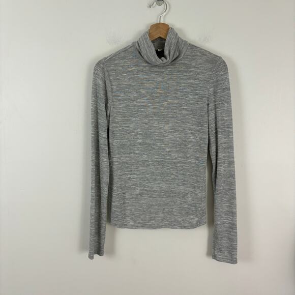 Universal Thread Sweaters - Universal Thread Turtleneck Thin Knit Silver Base Layer M